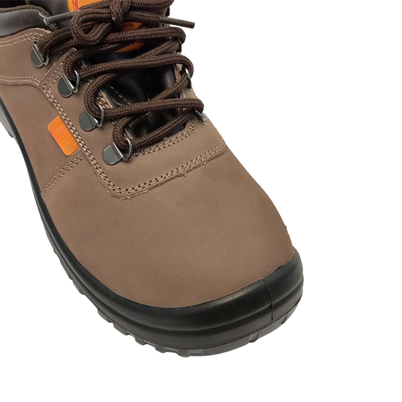 Bezpečnostní obuv SS207 s úplnou ochranou proti opotřebení Bezpečnostní obuv SS207 s úplnou ochranou proti opotřebení