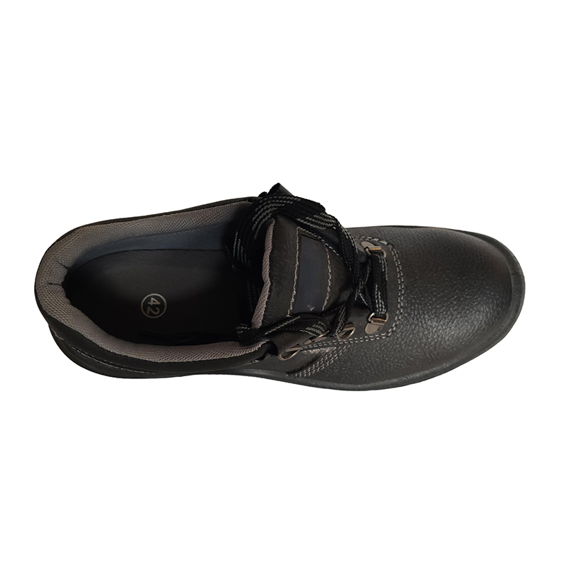 SS604 Dvouvrstvá ochranná obuv z hovězí kůže s ocelovou špičkou SS604 Dvouvrstvá ochranná obuv z hovězí kůže s ocelovou špičkou