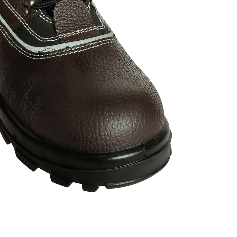 Bezpečnostní obuv SS611 prodyšná síťovina tlumící nárazy Bezpečnostní obuv SS611 prodyšná síťovina tlumící nárazy