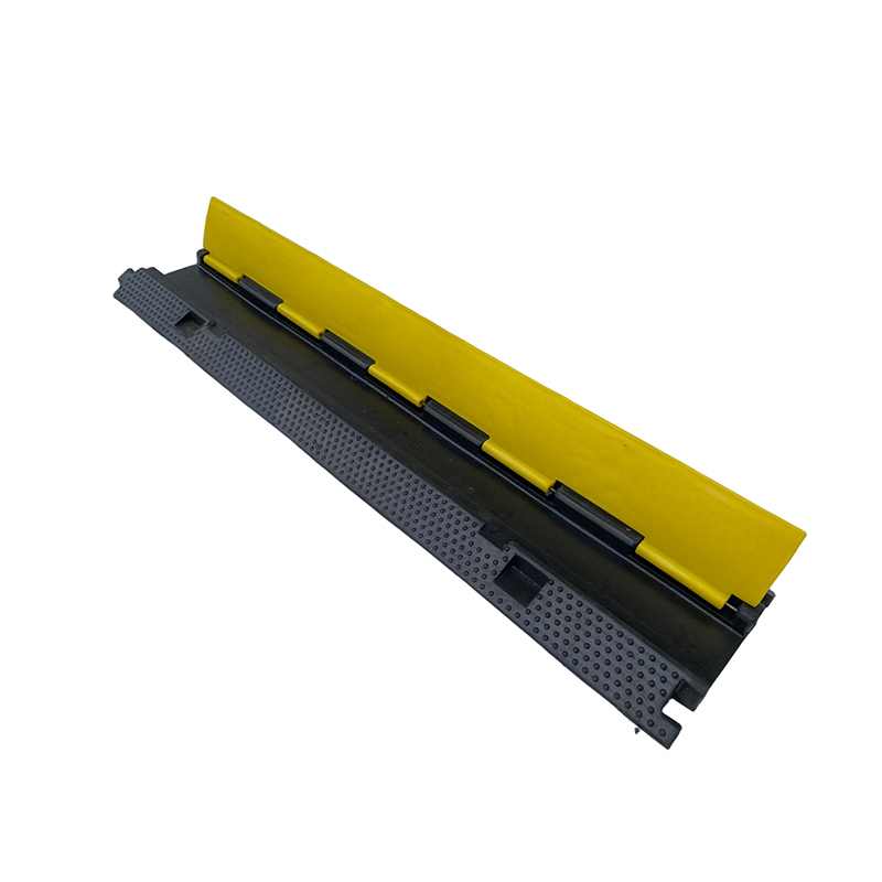 SH021-1M Gumové chrániče kabelů